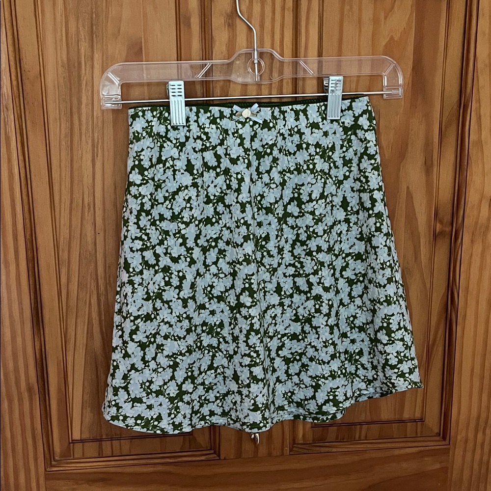 Lulus Floral Green A-Line Women's Shorts